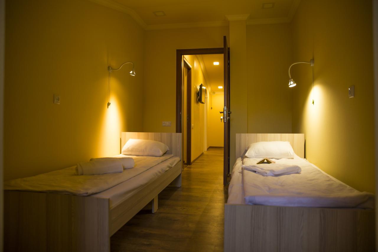 Your Hostel Yerevan Exterior photo